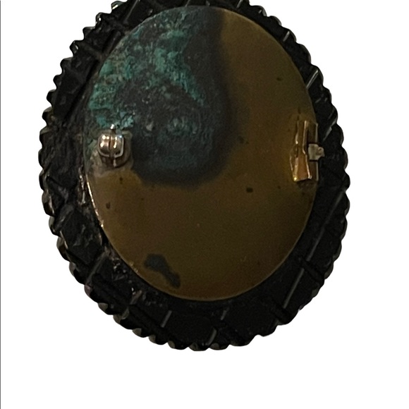 Antique Large Black Mourning JET Carved? Cameo with Gold band - Picture 6 of 11